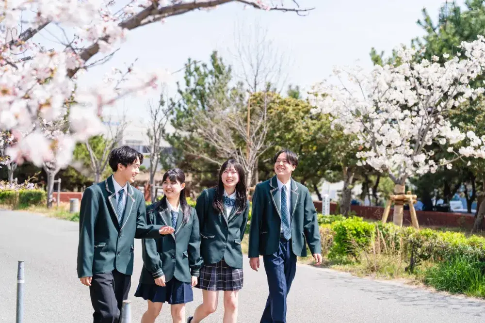 教育スタートアップ！生徒対応からマーケ・広報・人事まで関われるオープンポジション