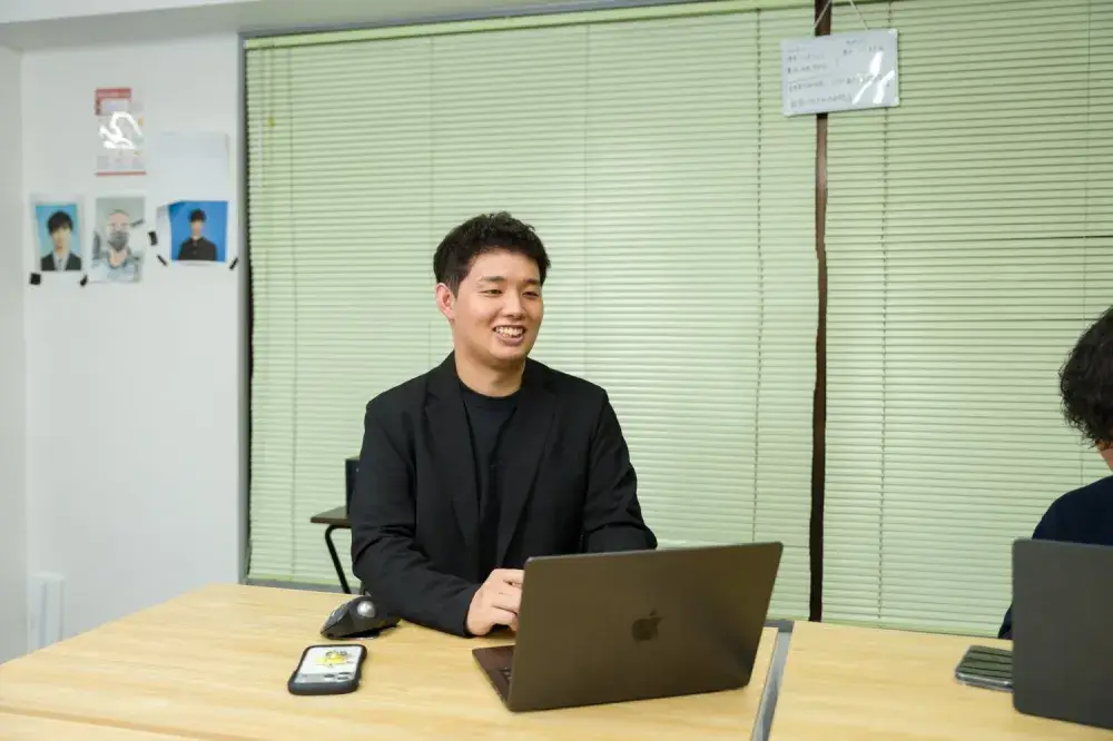 代表取締役の斎藤です。