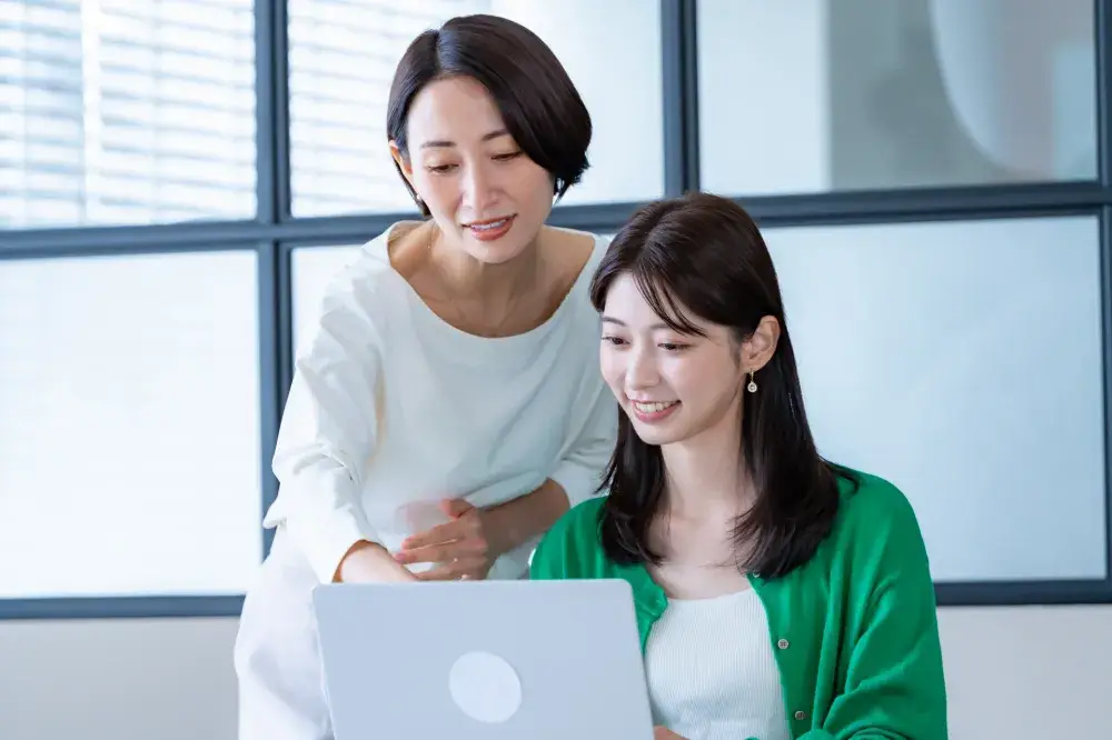 【土日勤務可能】営業×事業開発！京都発のベンチャーでの長期インターン